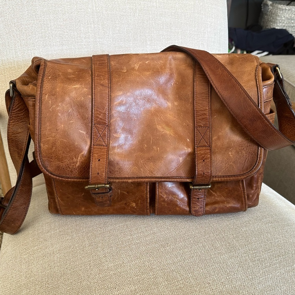 ONA Brixton Antique Cognac Leather Camera Bag